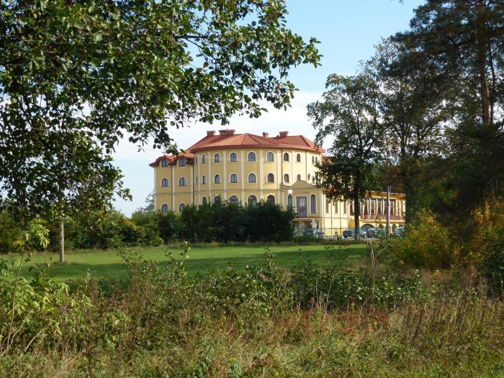 Hotel Krolewski Janow Lubelski Exterior photo
