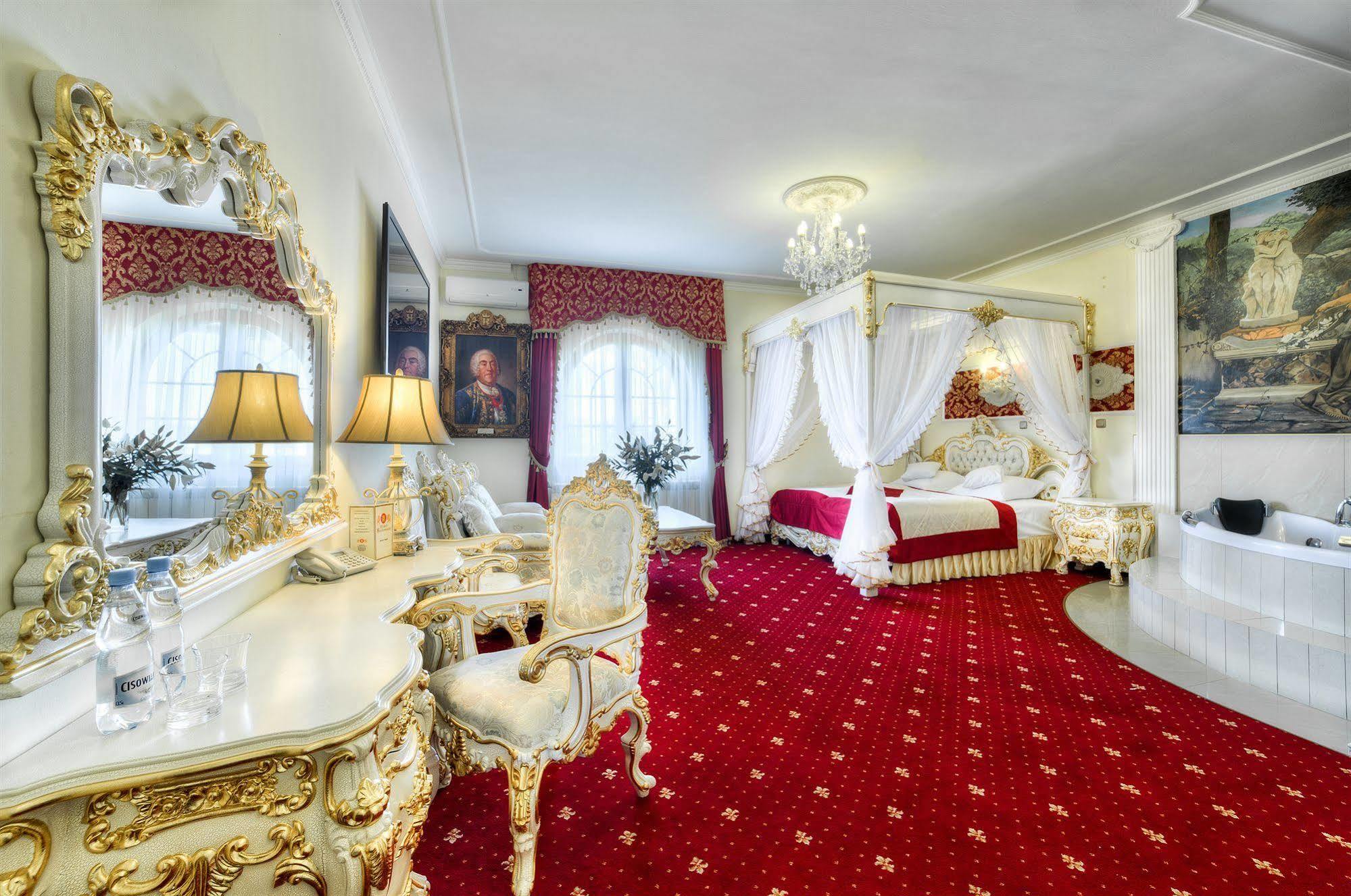 Hotel Krolewski Janow Lubelski Exterior photo